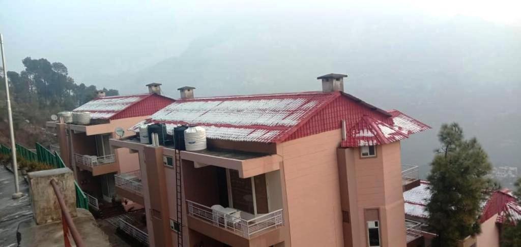 Amravati Resort Solan Dış mekan fotoğraf