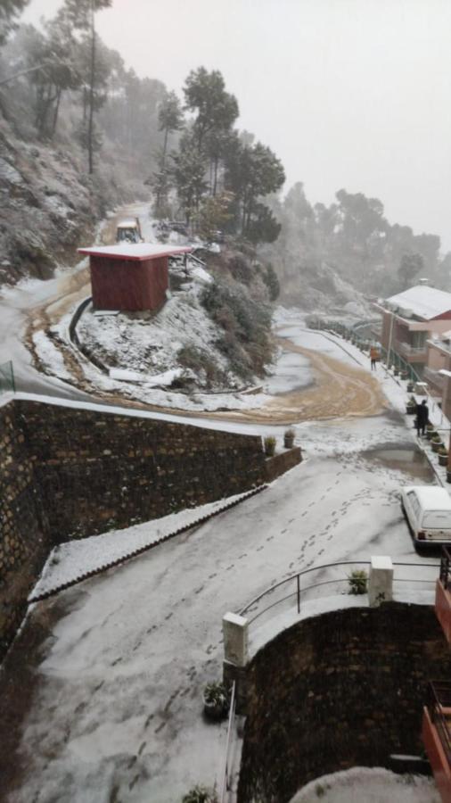 Amravati Resort Solan Dış mekan fotoğraf